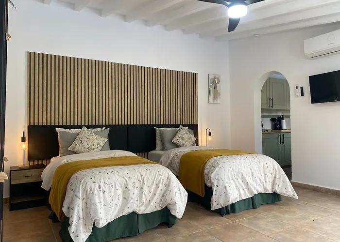 The Courtyard Studio Apartments