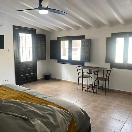 The Courtyard Studio Apartments Fuente Alamo  Extérieur photo
