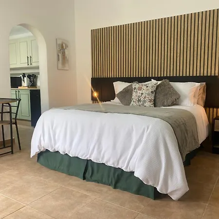 The Courtyard Studio Apartments Fuente Alamo  Extérieur photo